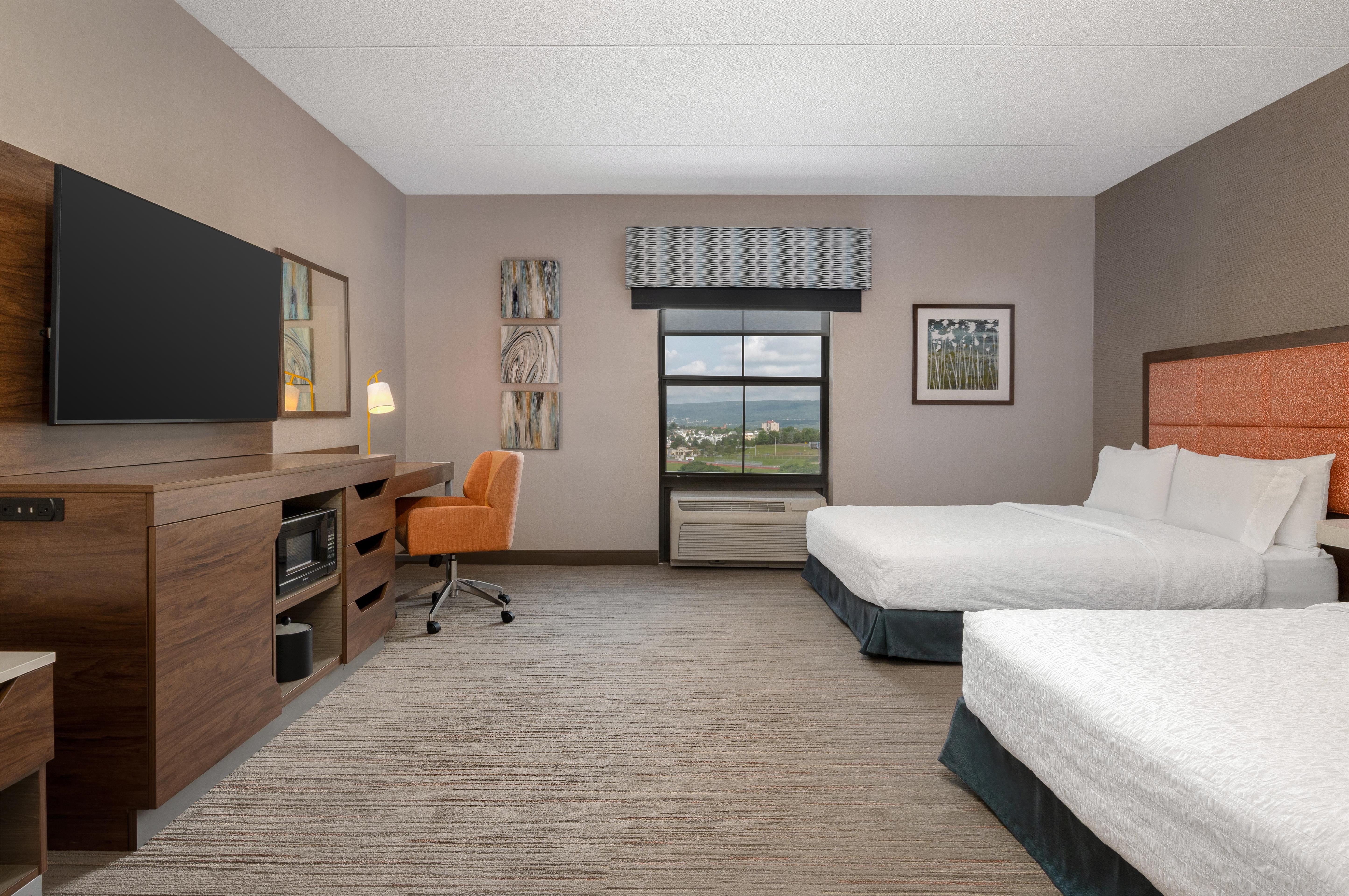 Hampton Inn & Suites Wilkes-Barre/Scranton Room Type - 2 QNS ACCESSIBLE W TUB NS
