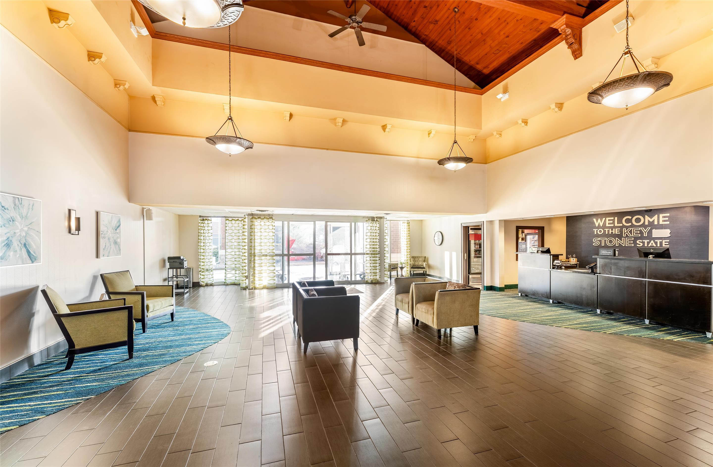 Reception | Hampton Inn & Suites Newtown