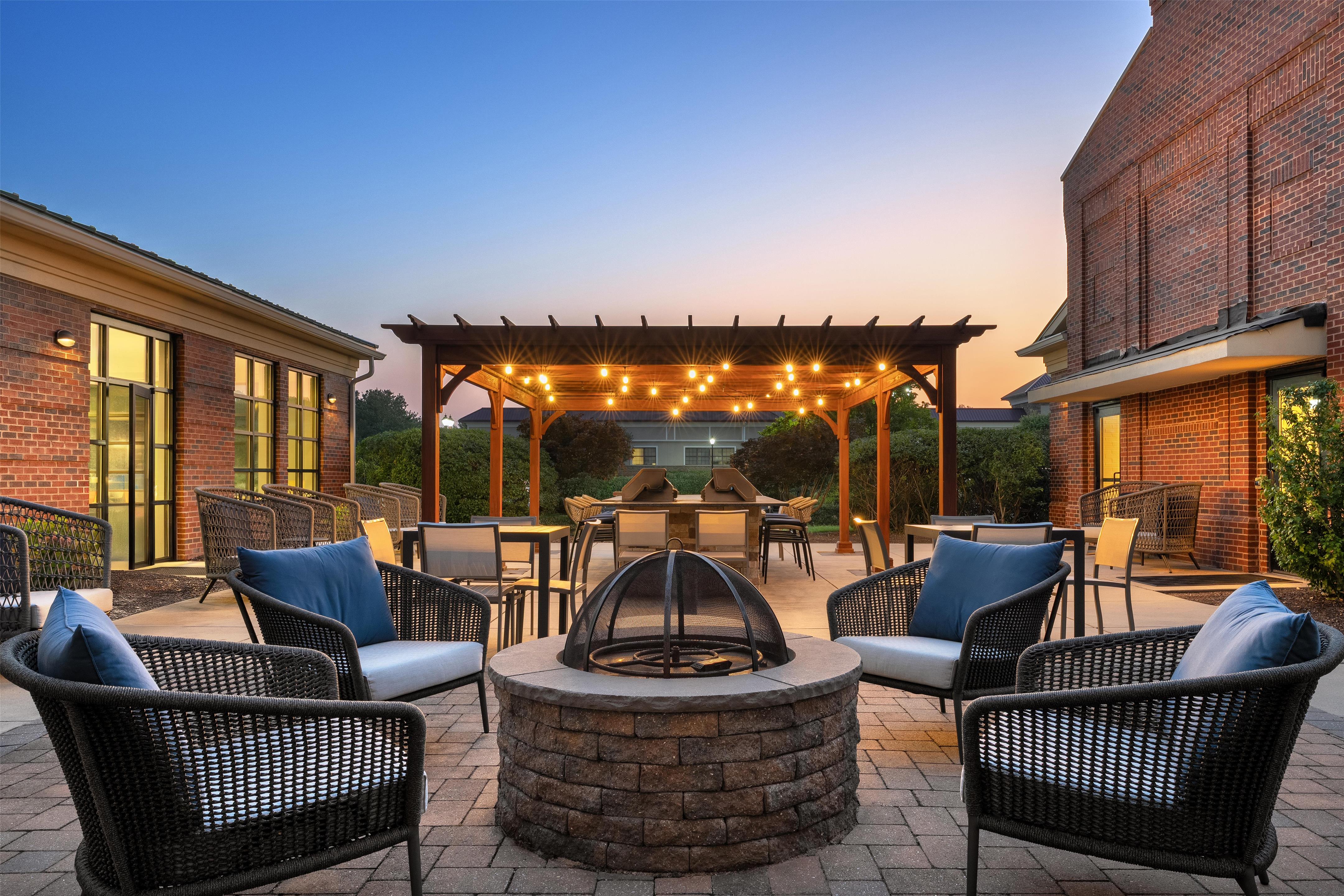 Exterior | Homewood Suites by Hilton Newtown - Langhorne, PA