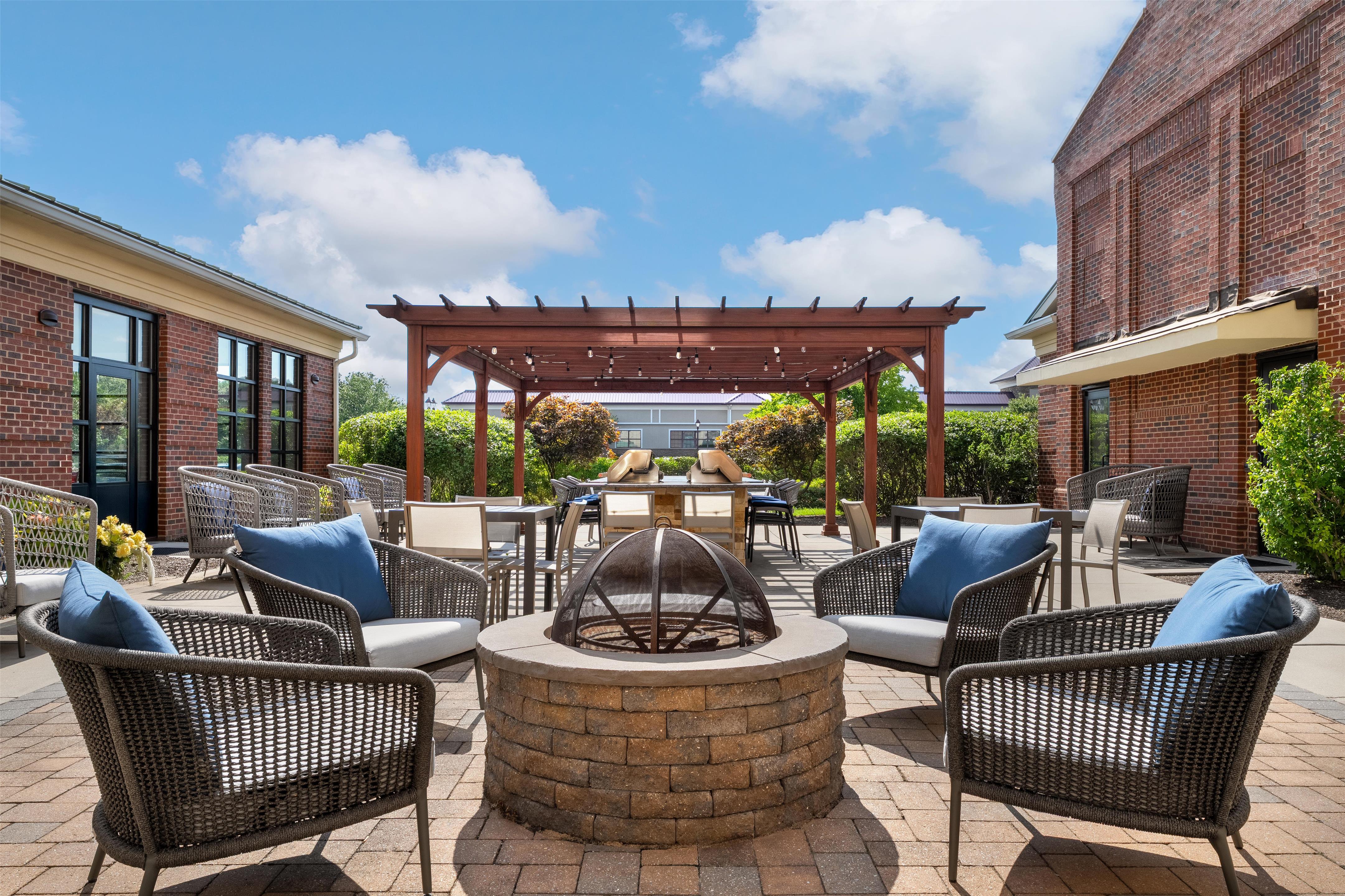 Exterior | Homewood Suites by Hilton Newtown - Langhorne, PA