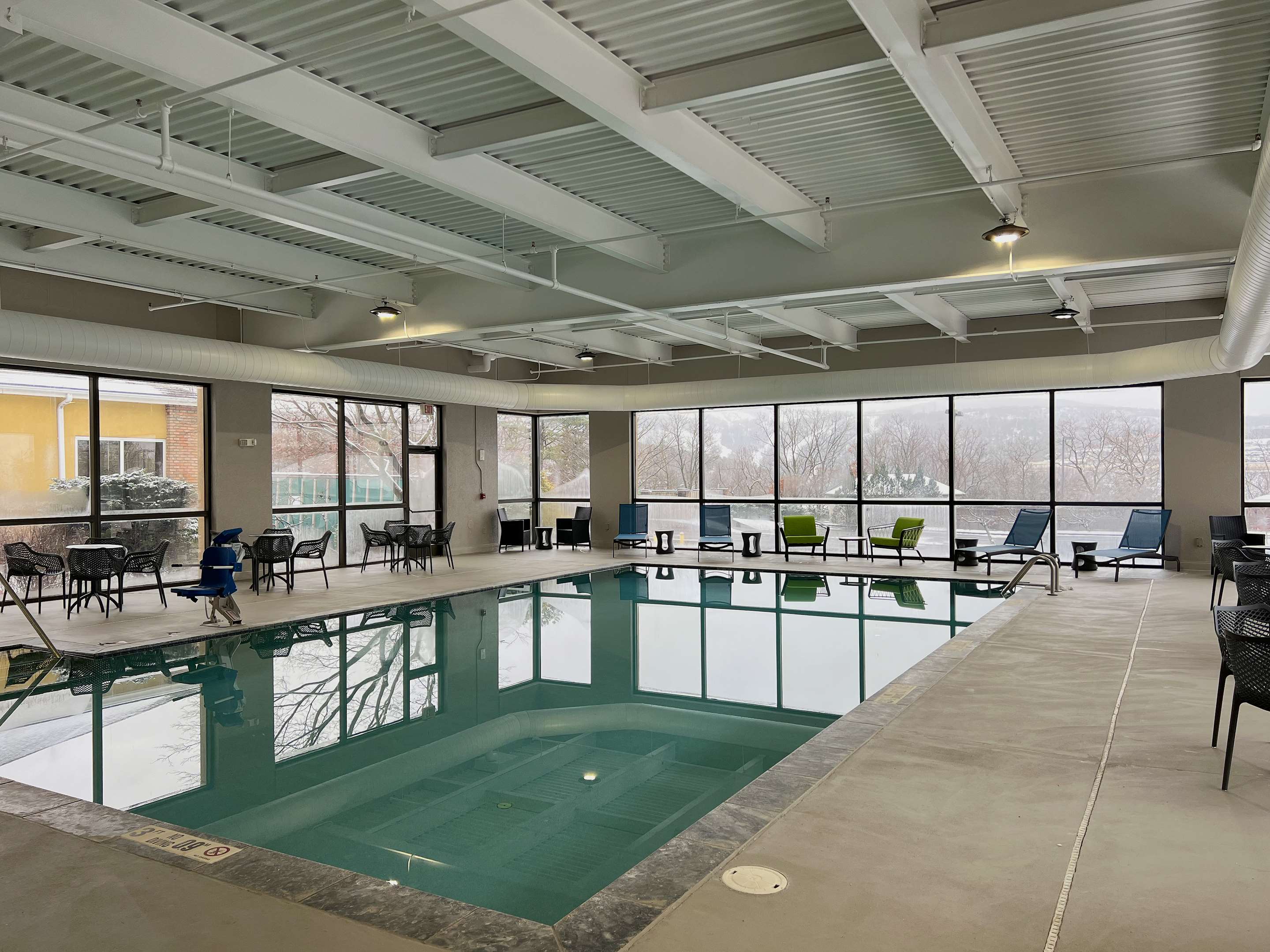 Pool | Hampton Inn Scranton at Montage Mountain