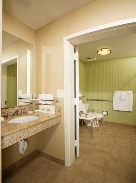  - Homewood Suites by Hilton Alexandria