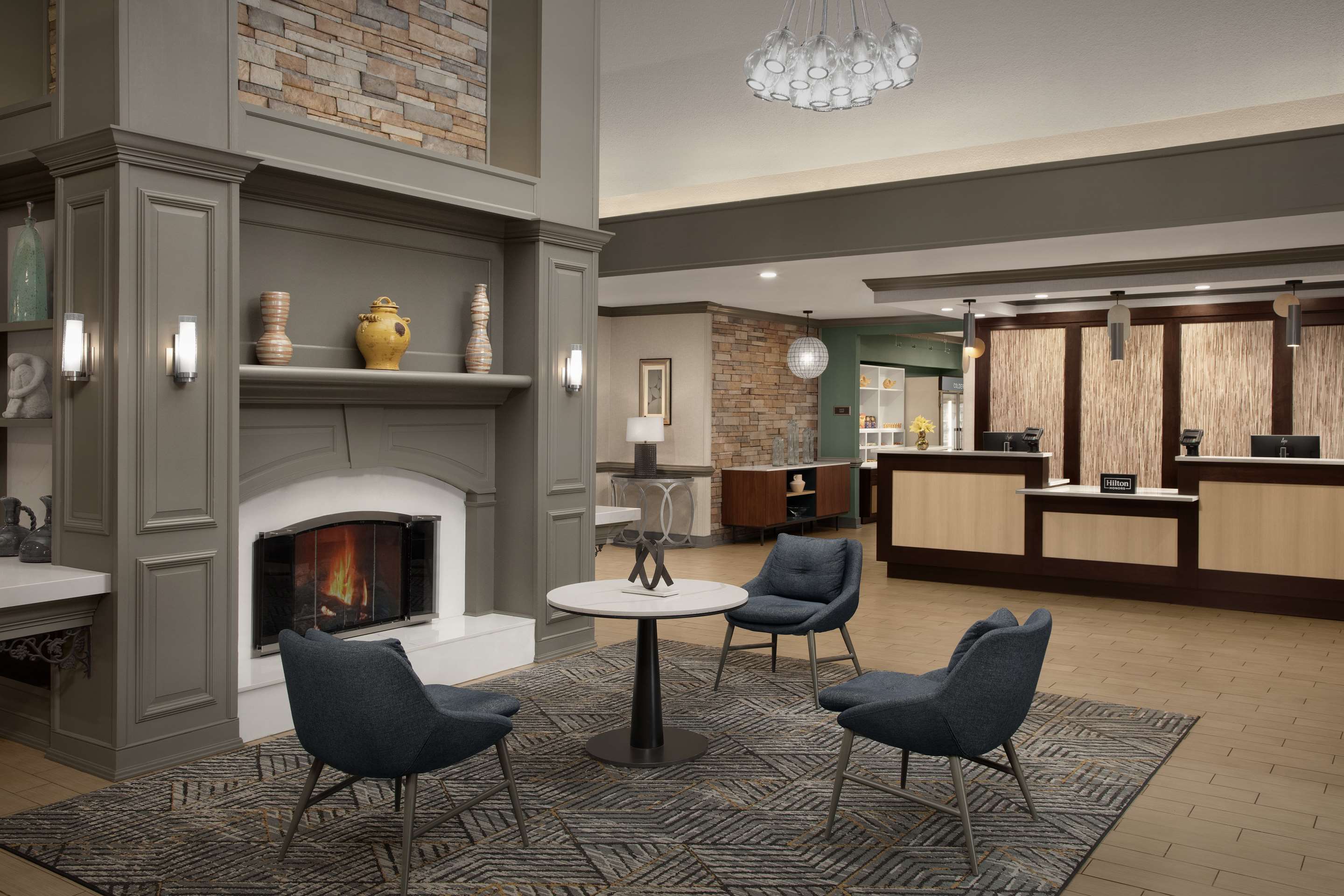 Lobby | Homewood Suites by Hilton Alexandria / Pentagon South
