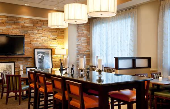 Restaurant - Hampton Inn Alexandria
