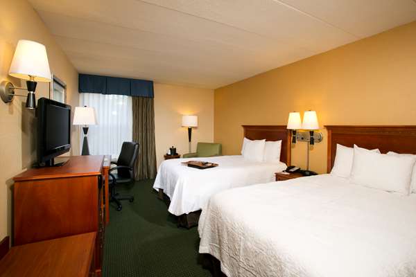  - Hampton Inn Alexandria