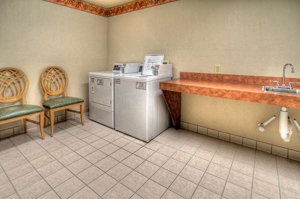  - Hampton Inn & Suites Kalamazoo - I-94, Exit 72