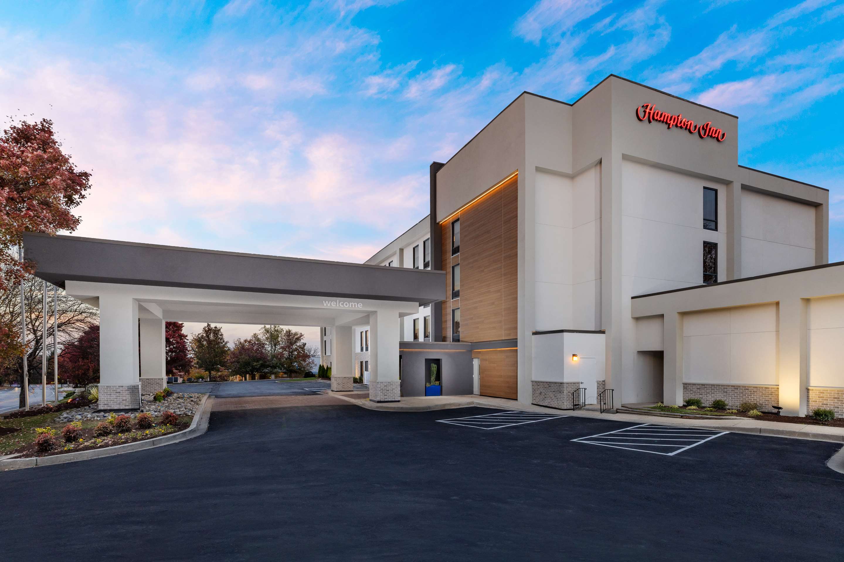 Exterior | Hampton Inn Columbia