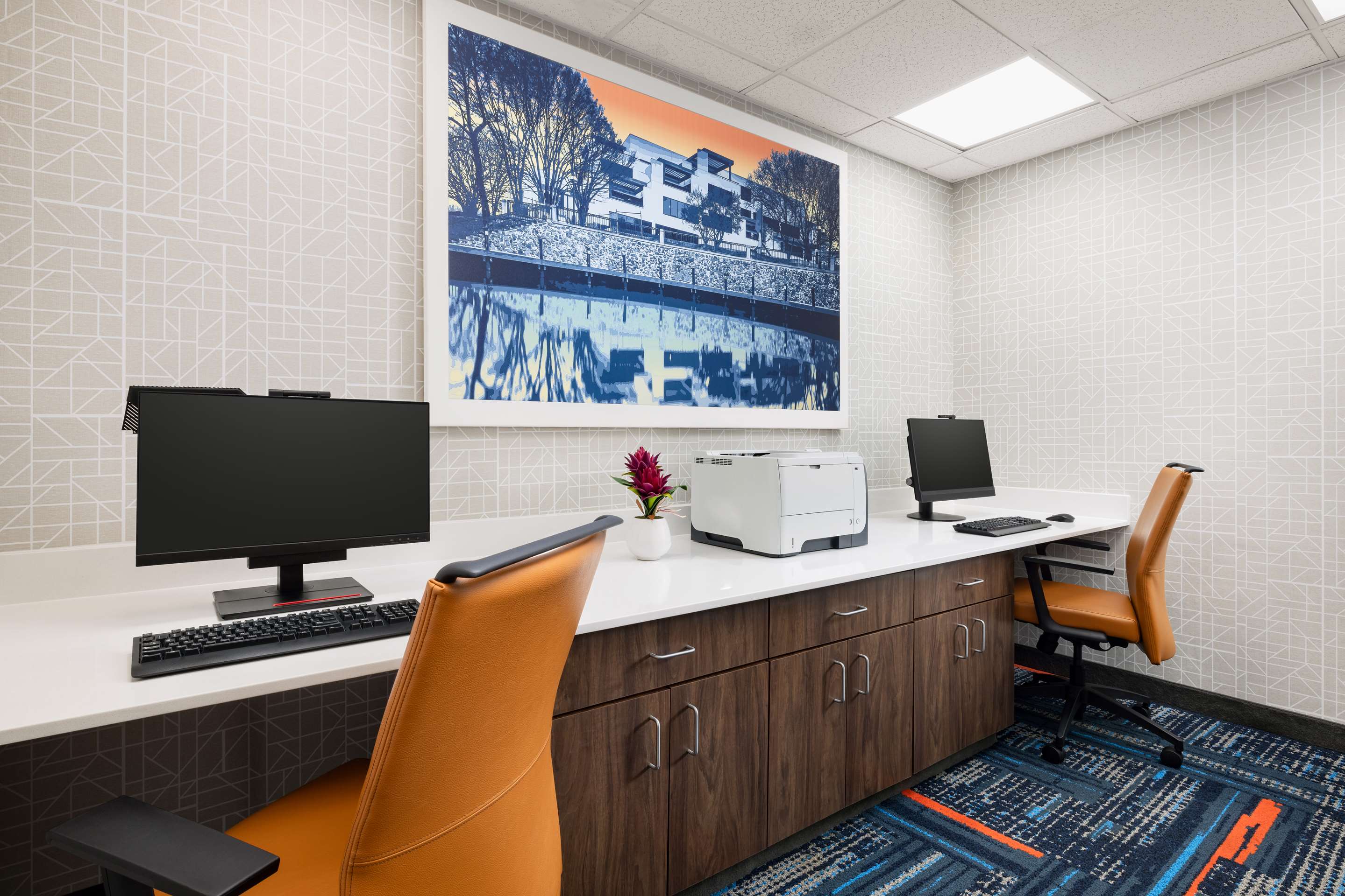 Business Center | Hampton Inn Columbia