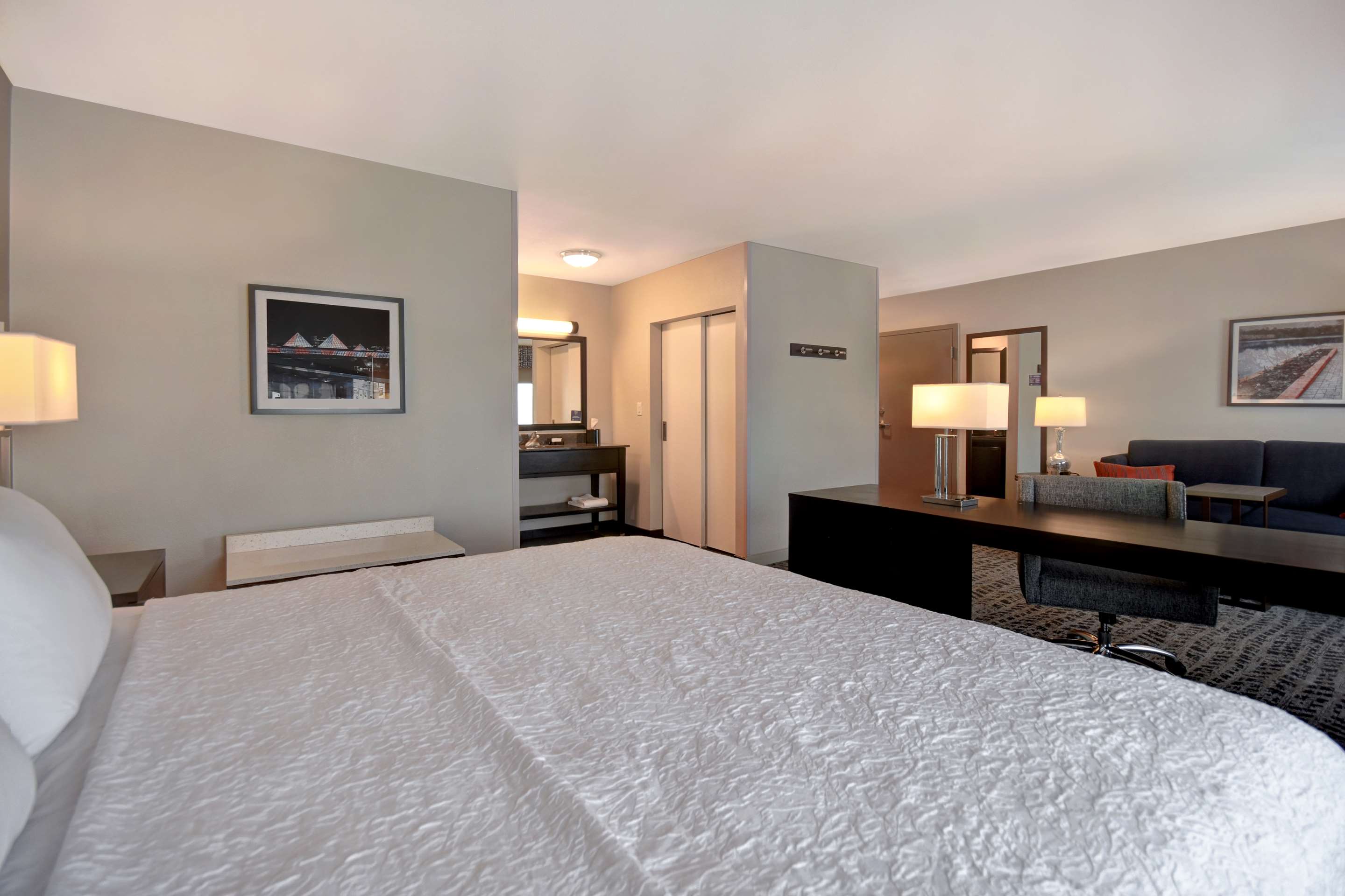 Guest room