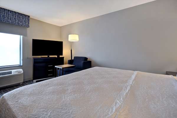  - Hampton Inn & Suites South Columbia