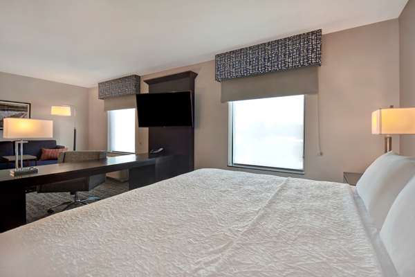  - Hampton Inn & Suites South Columbia