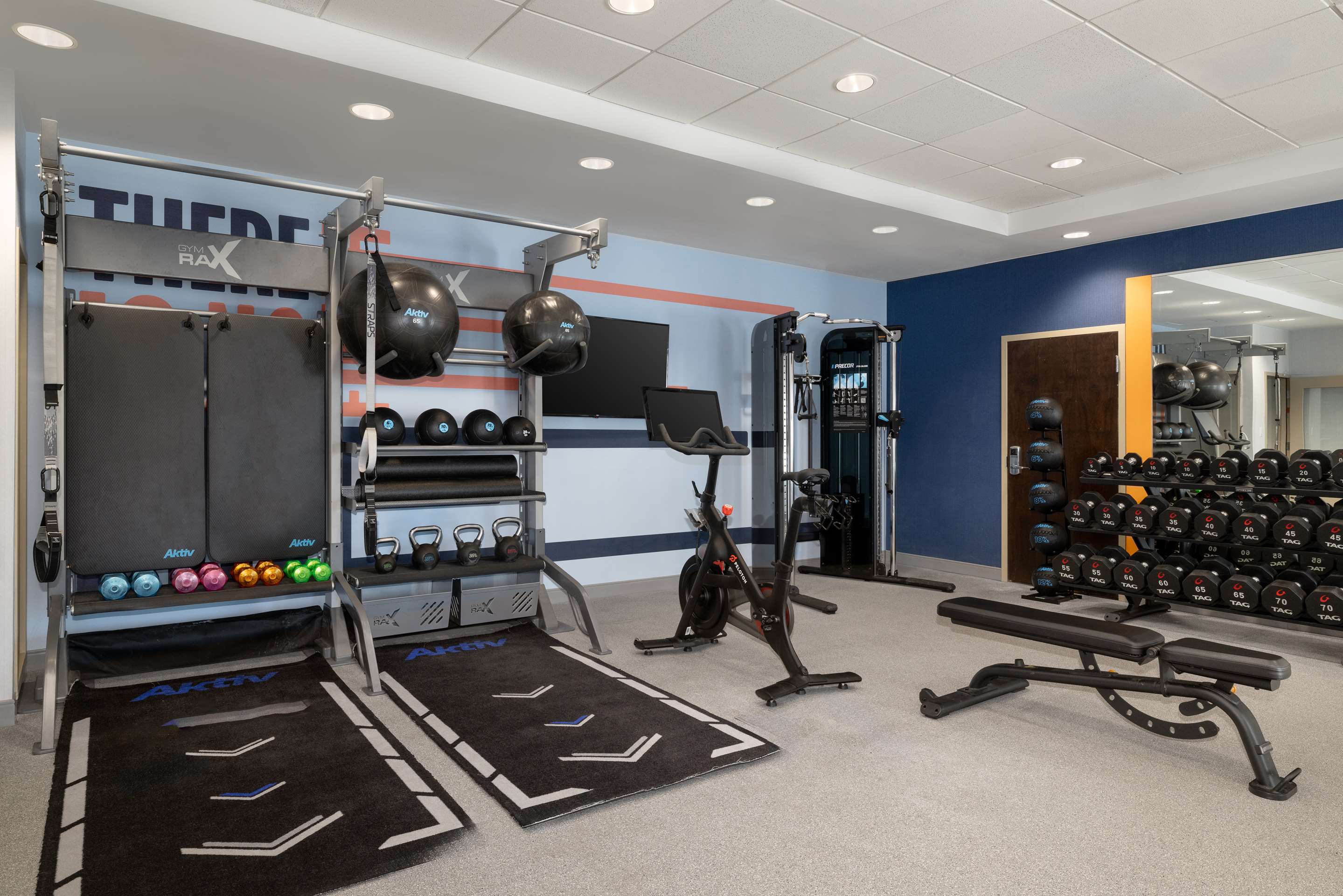 Health club fitness center gym | Hampton Inn & Suites Columbia South Fort Meade Area