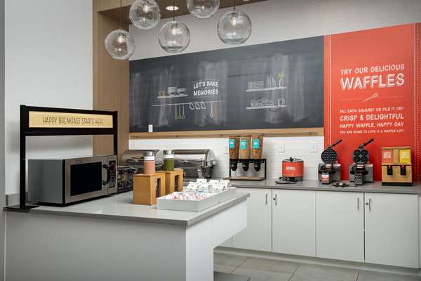 Amenities - Hampton Inn Camden Yards Baltimore