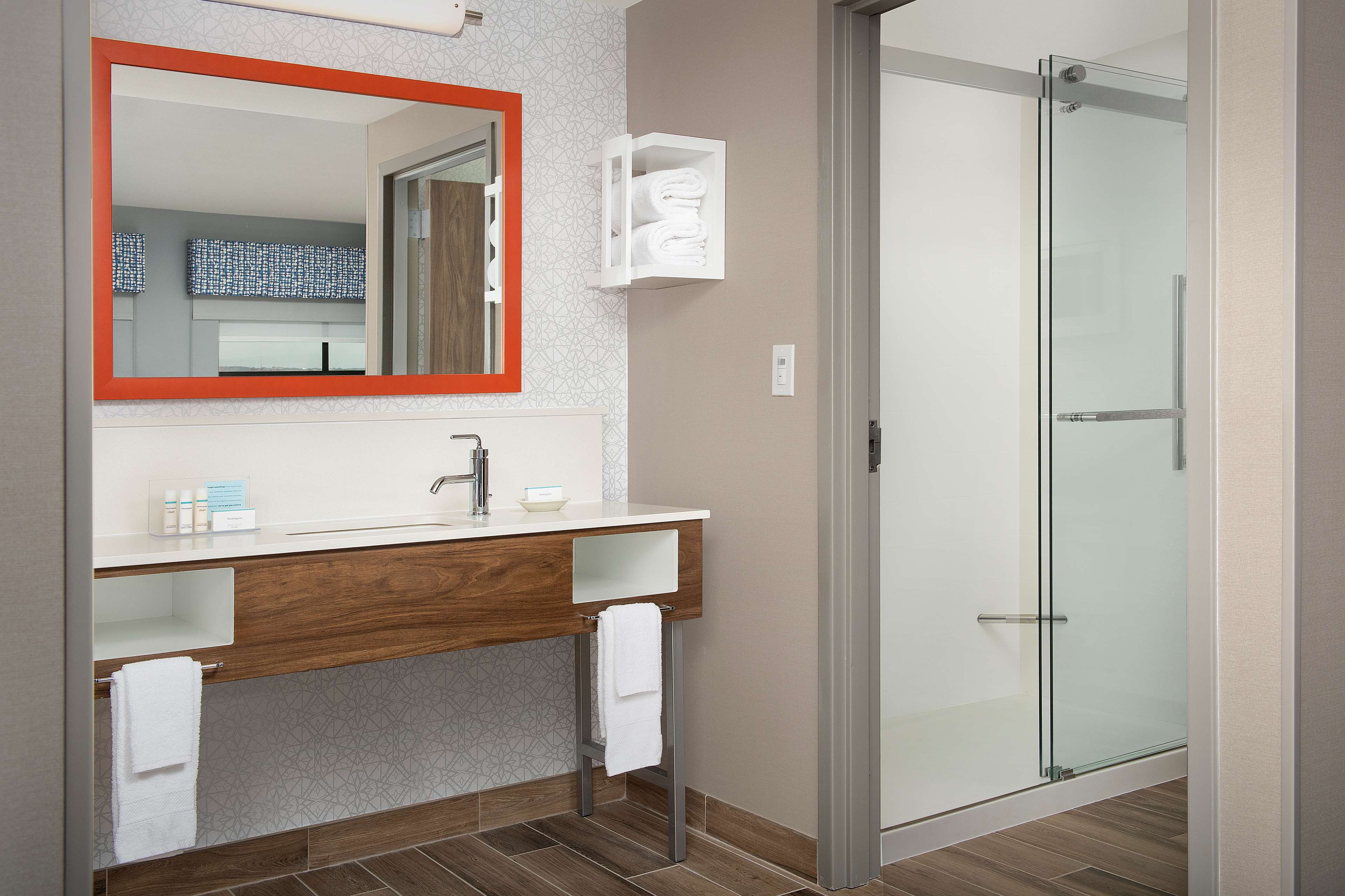 Hampton Inn by Hilton Baltimore-Downtown-Convention Center Room Type - 2QNS STUDIO SOFABED NOSMOK