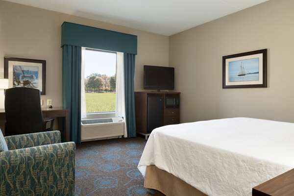  - Hampton Inn & Suites Edgewood - I-95, Exit 77