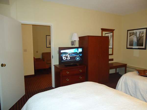  - Hampton Inn Glen Burnie