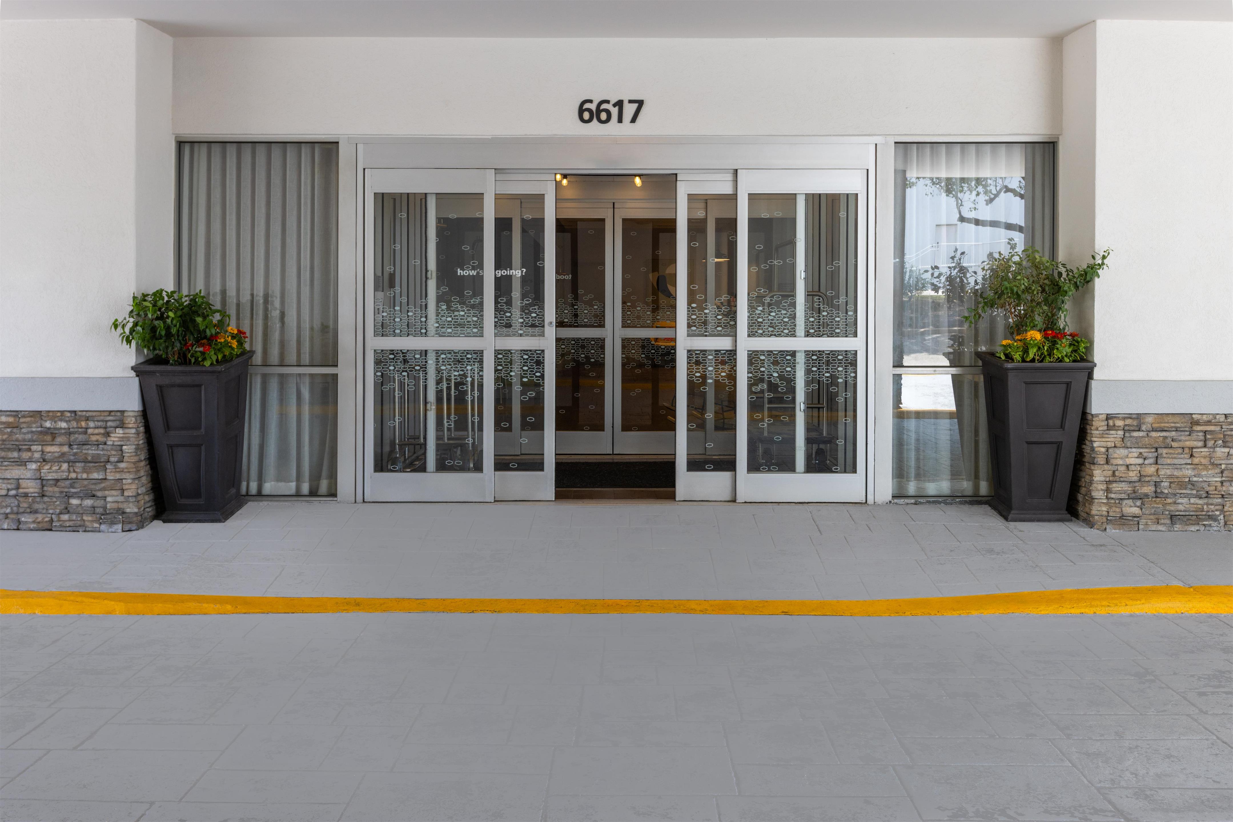 Exterior | Hampton Inn Baltimore/Glen Burnie