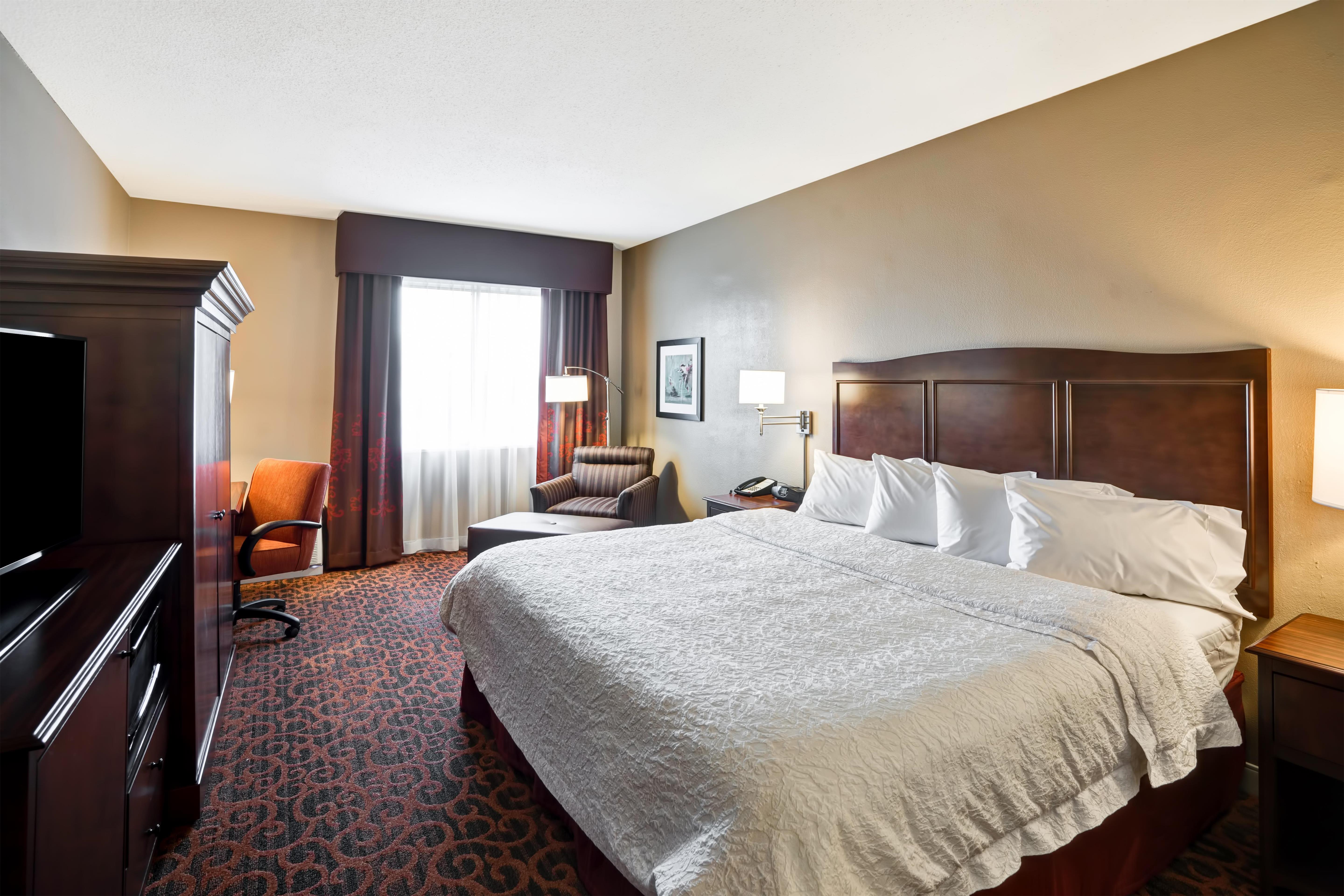 Hampton Inn by Hilton Baltimore/Glen Burnie Room Type - 1 KING BED NONSMOKING