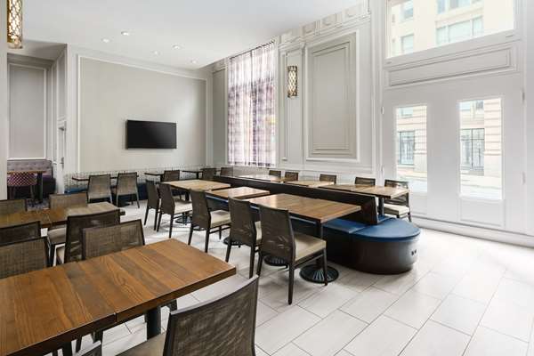 Amenities - Hampton Inn & Suites Baltimore