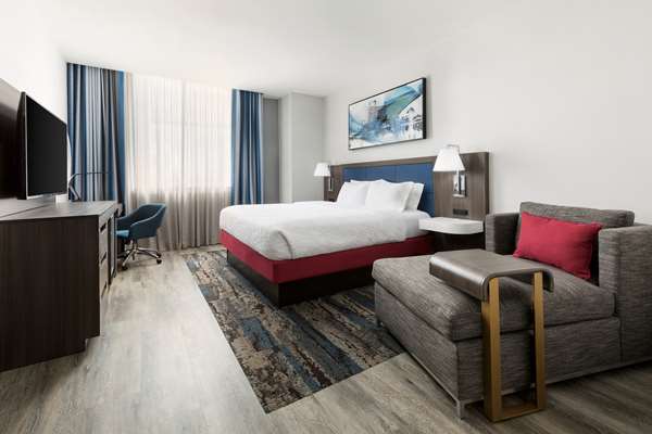  - Hampton Inn & Suites Baltimore
