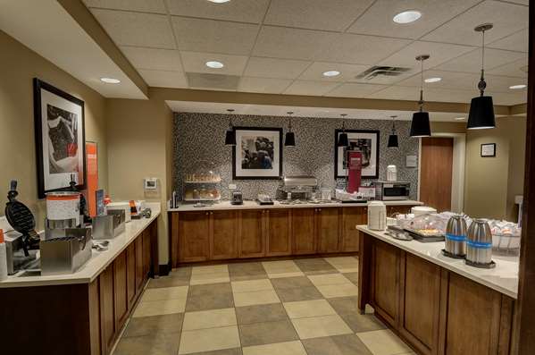 Restaurant - Hampton Inn Woodlawn Windsor Mill - I-695, Exit 17