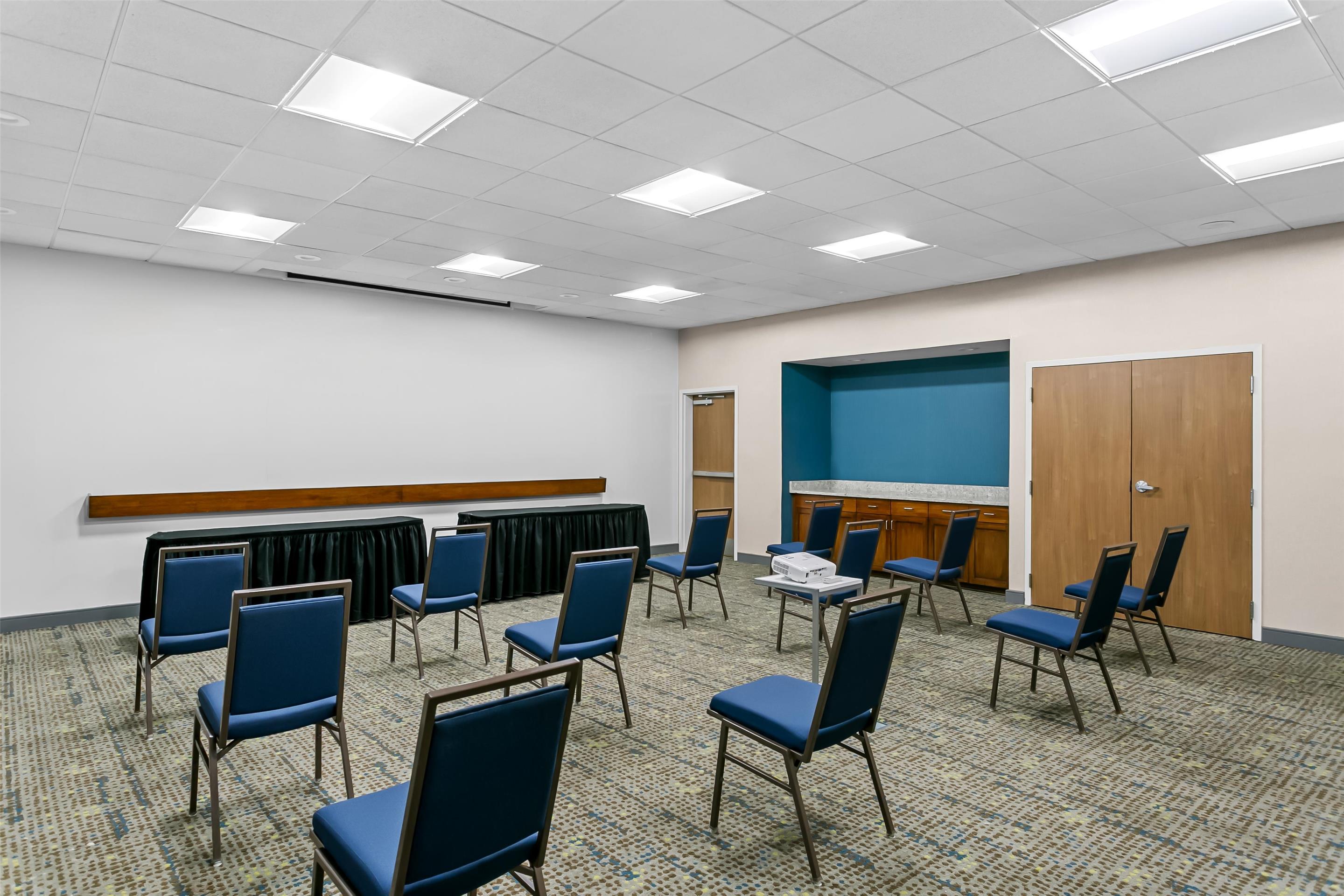 Meeting Room | Hampton Inn & Suites Baltimore/Woodlawn