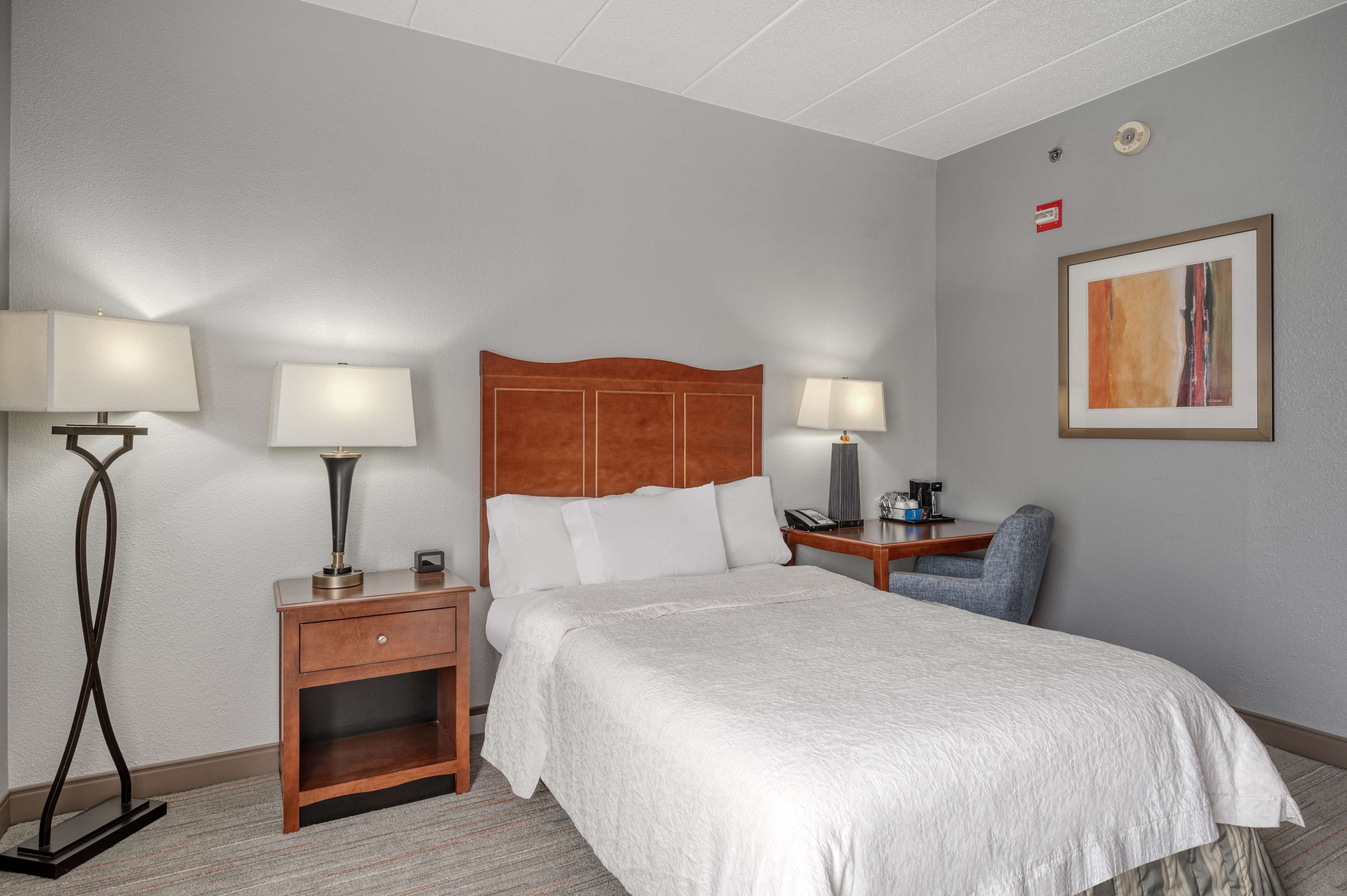 Hampton Inn by Hilton Baltimore/White Marsh Room Type - 1 DBL ACC W ROLLIN SHWR NS