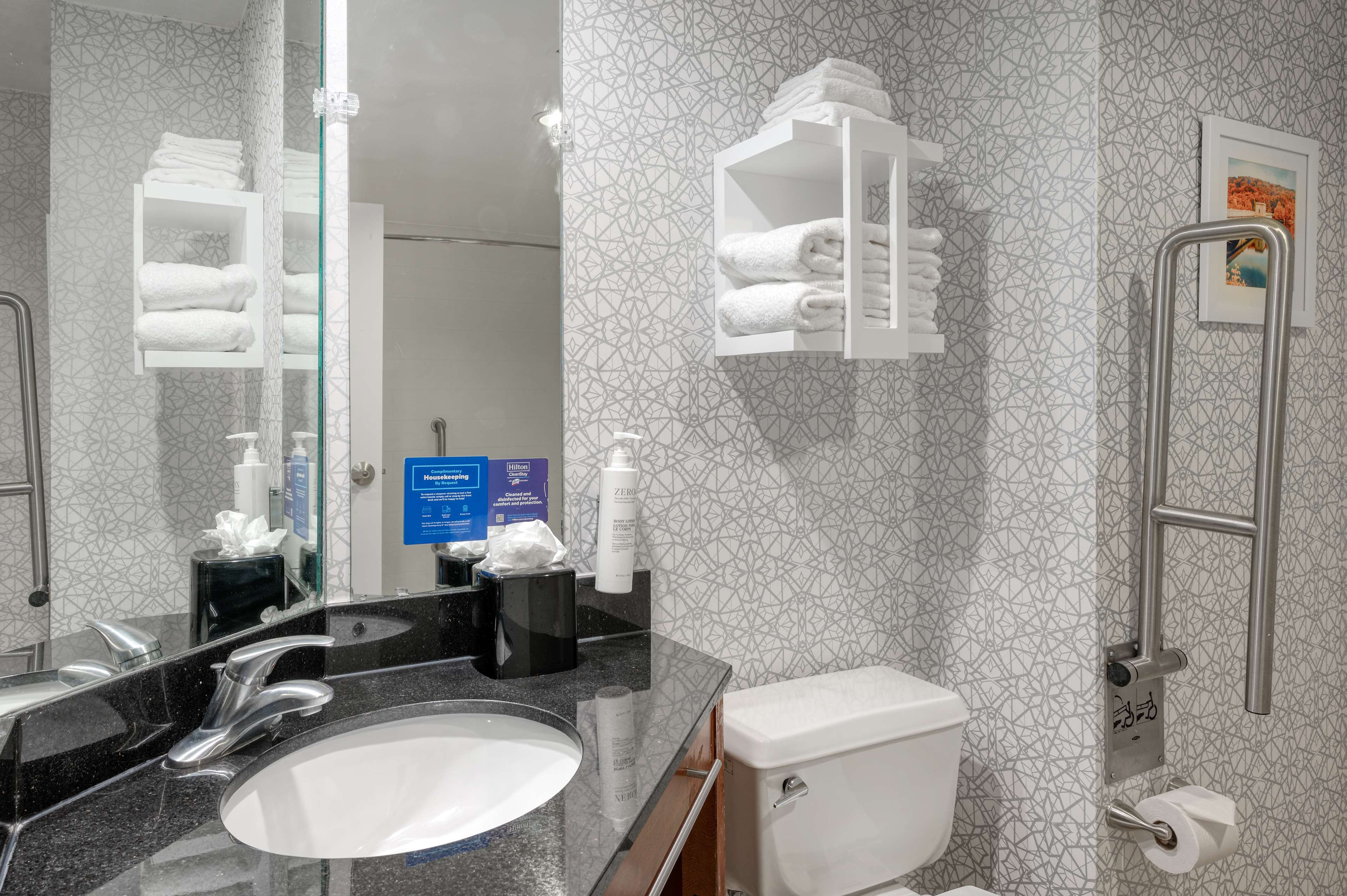 Hampton Inn by Hilton Baltimore/White Marsh Room Type - 1 DBL ACC TUB NON SMOKING