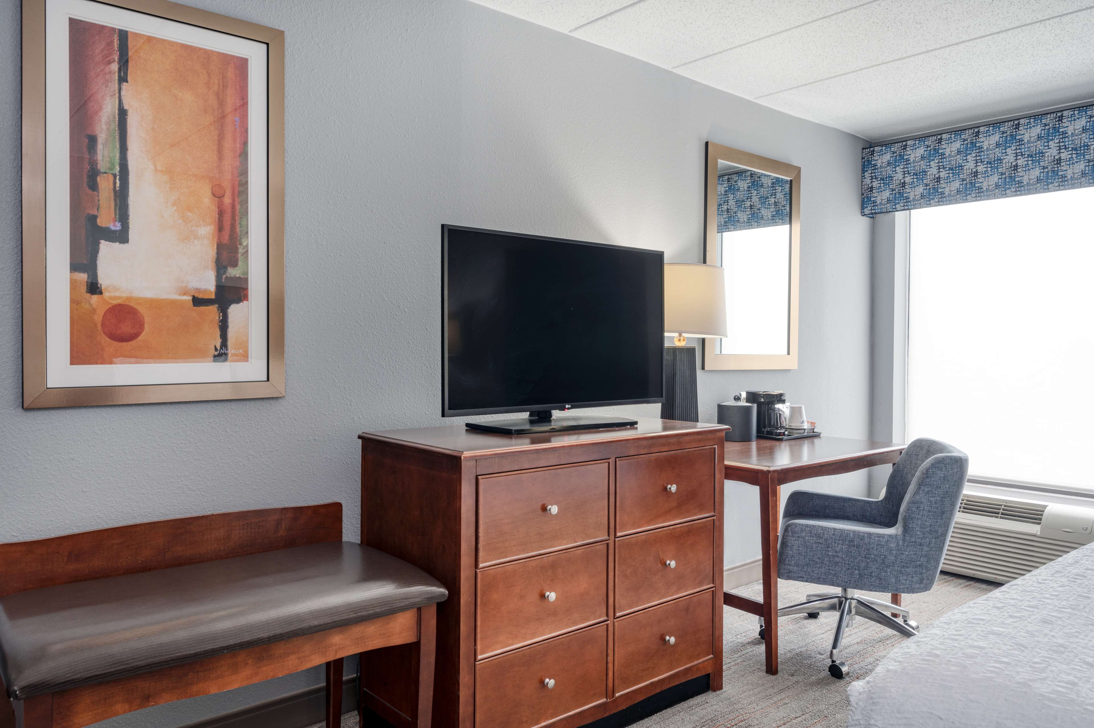 Hampton Inn by Hilton Baltimore/White Marsh Room Type - 1 KING STUDY NONSMOK
