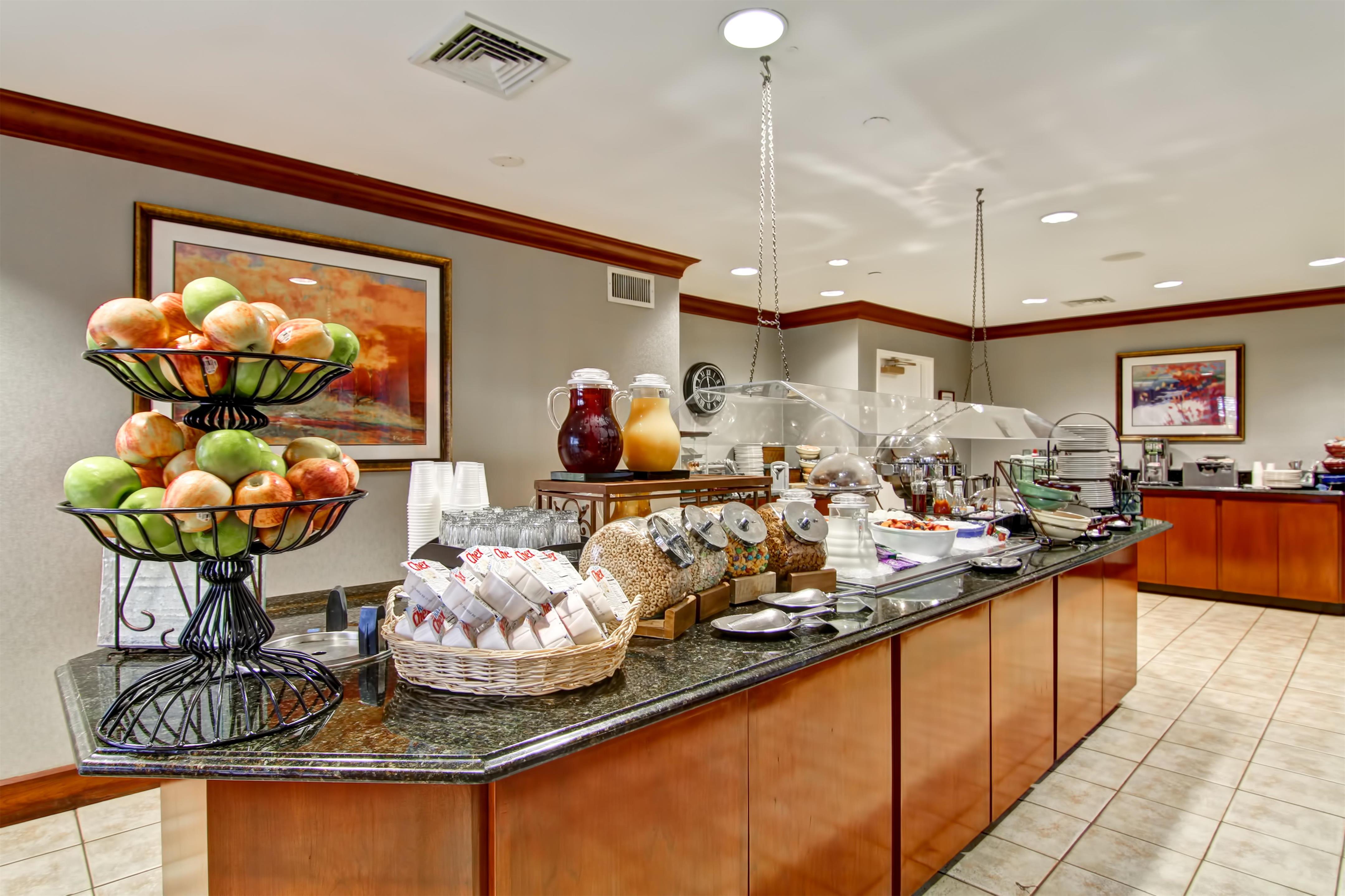 Breakfast Area | Homewood Suites by Hilton Stratford