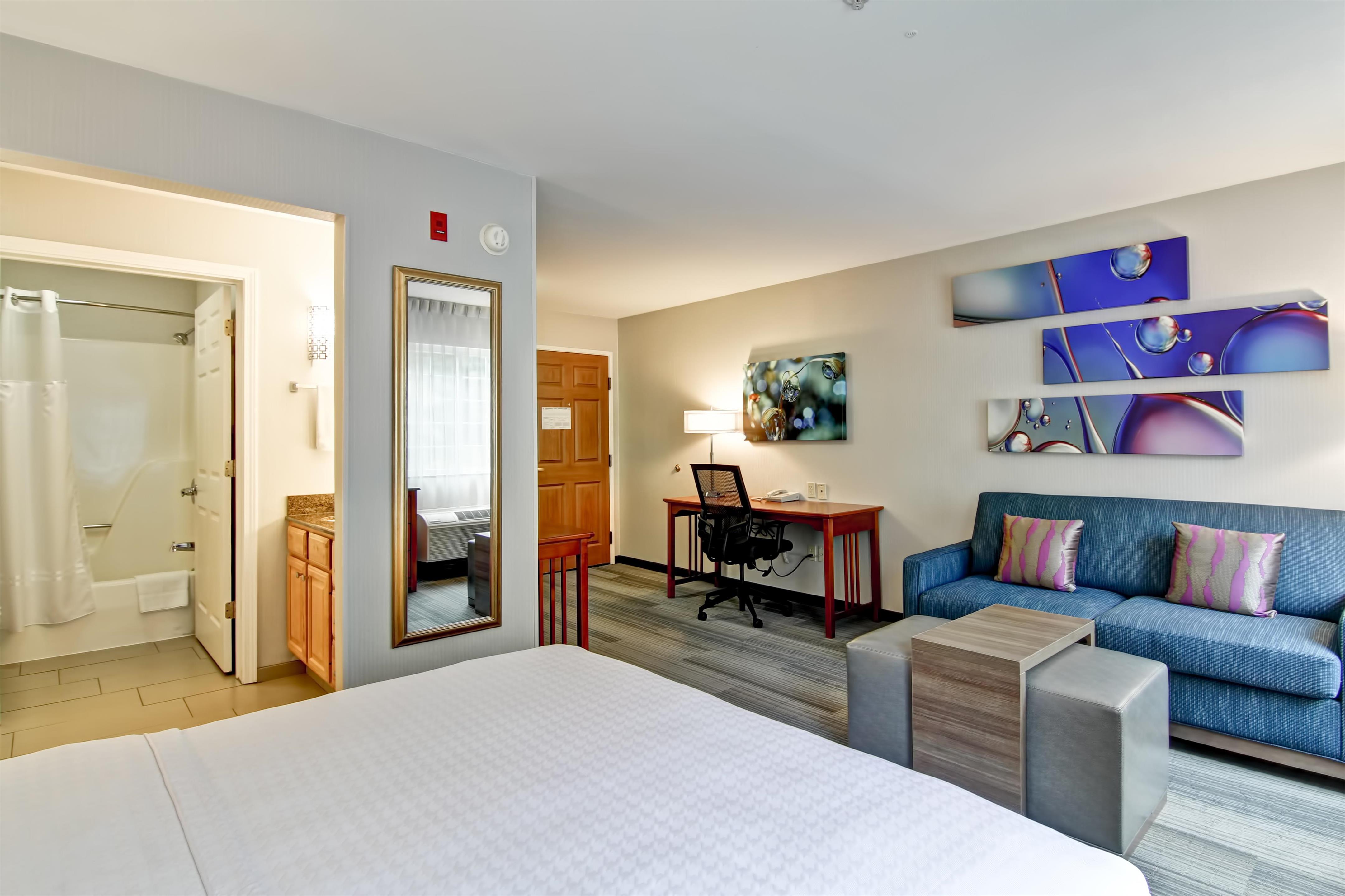 Guest room