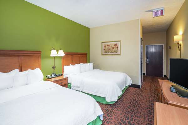  - Hampton Inn Bardstown