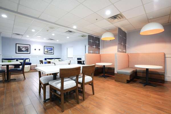 Restaurant - Hampton Inn Bordentown - I-95, Exit 7