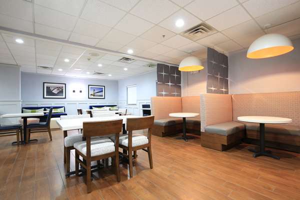 Amenities - Hampton Inn Bordentown - I-95, Exit 7