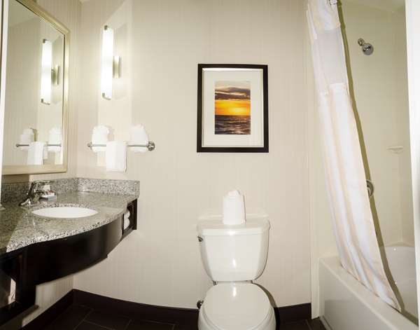  - Hilton Garden Inn Benton Harbor - I-94, Exit 29