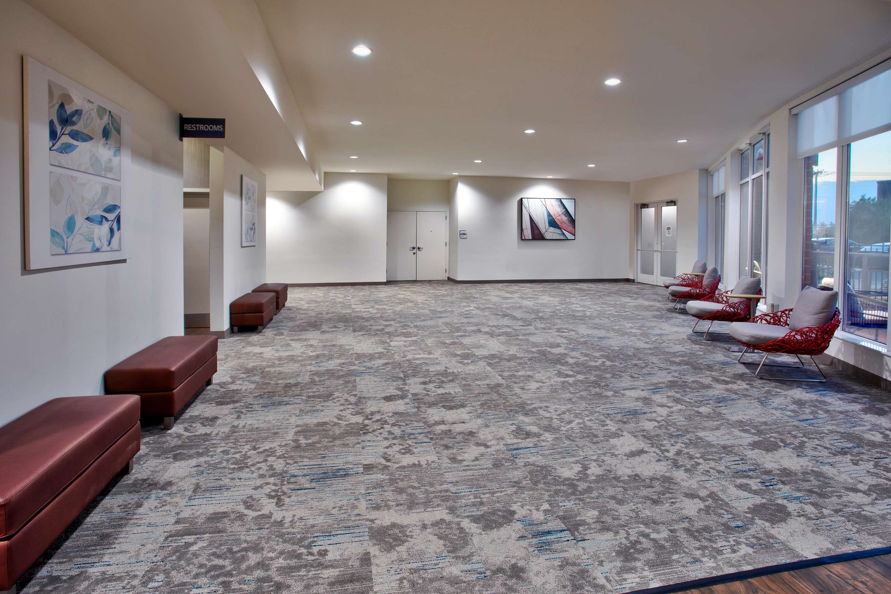 Meeting Room | Hilton Garden Inn Benton Harbor/St. Joseph