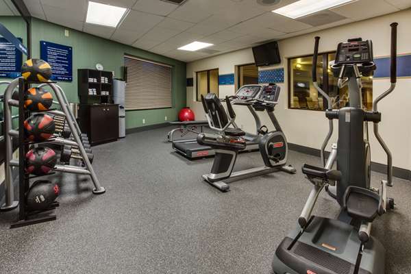Fitness/ Exercise Room - Hampton Inn Bennington