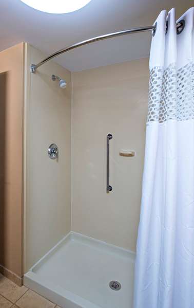  - Hampton Inn Bennington