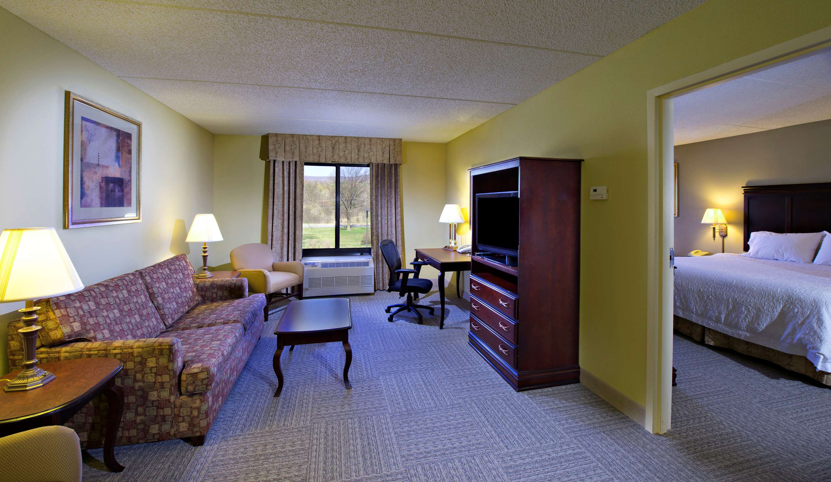 Guest room