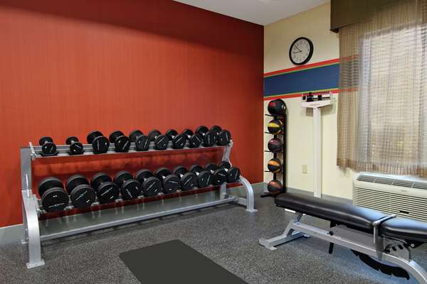 Fitness/ Exercise Room - Hampton Inn & Suites Buffalo - I-45, Exit 178