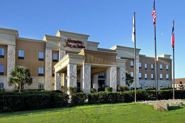 Exterior view - Hampton Inn & Suites Buffalo - I-45, Exit 178