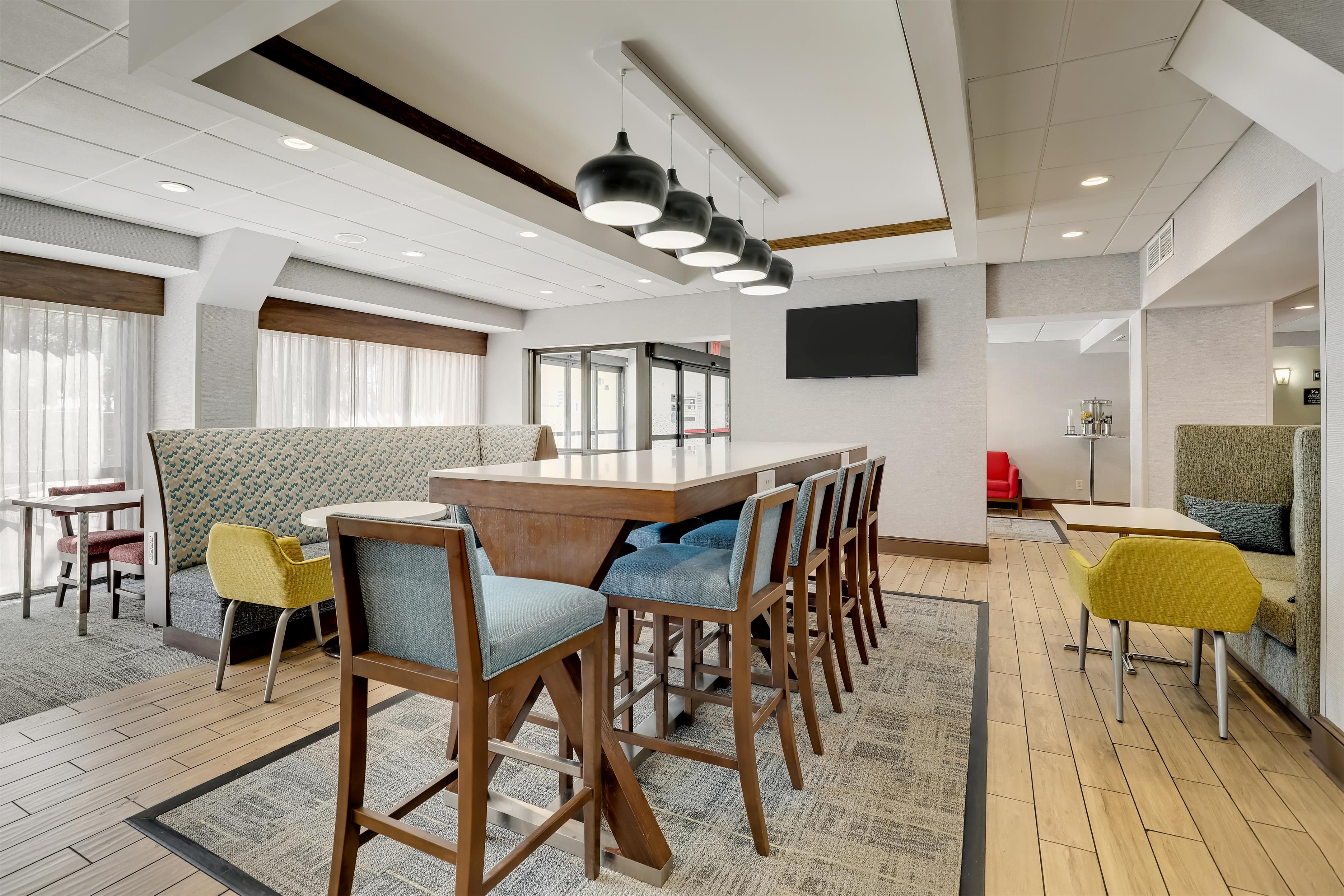 Lobby | Hampton Inn Beaufort