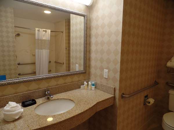  - Hampton Inn Bowling Green - I-75, Exit 181