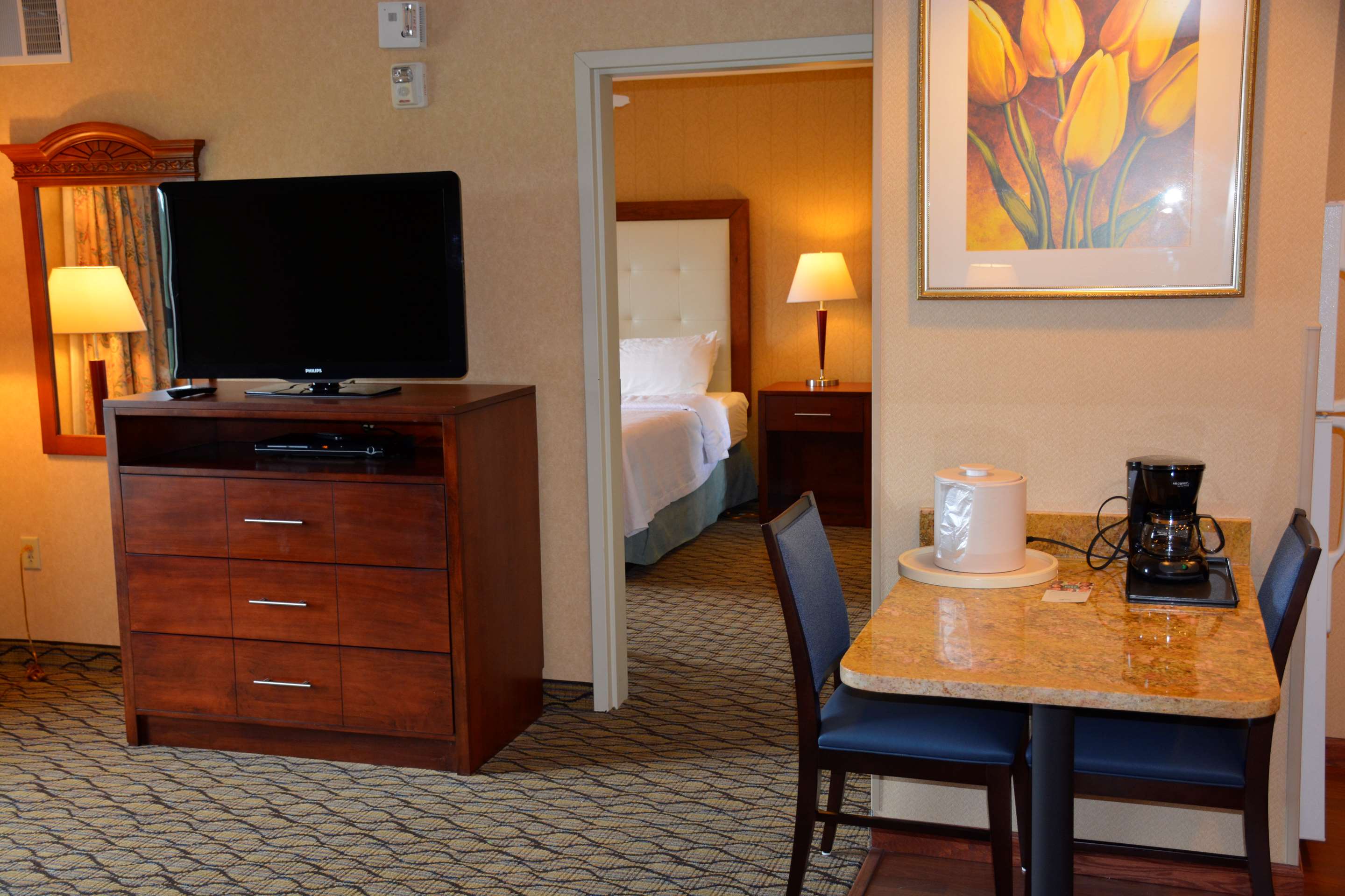 Guest room