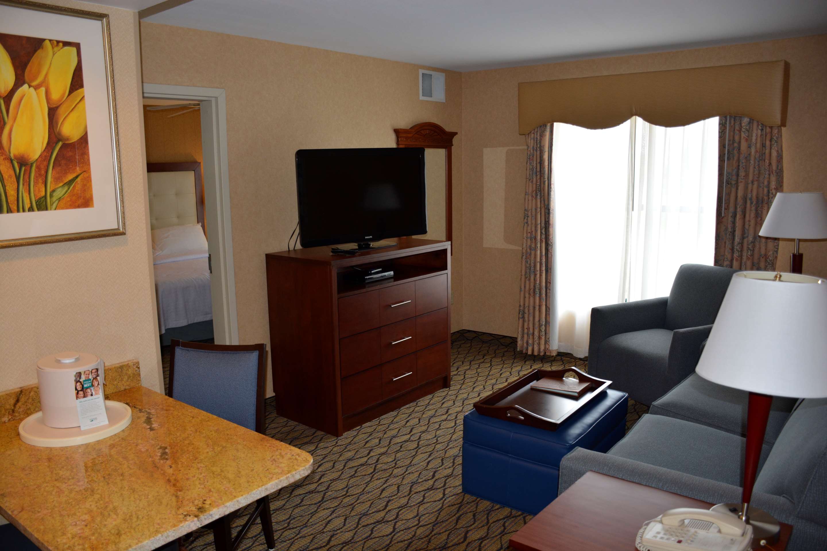 Guest room