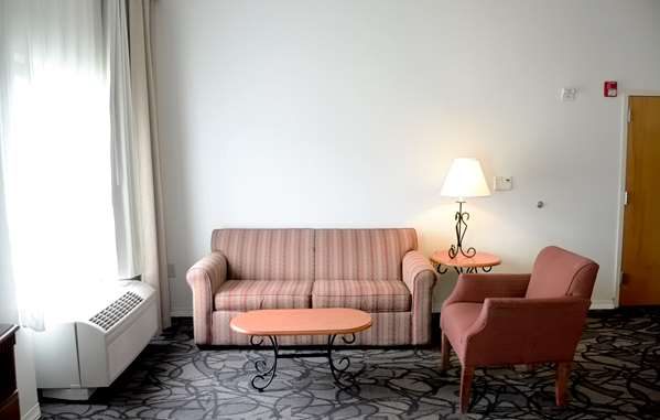  - Hampton Inn & Suites Pelham - I-65, Exit 246