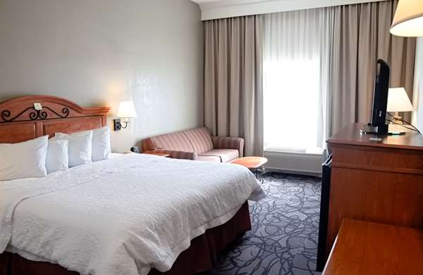  - Hampton Inn & Suites Pelham - I-65, Exit 246