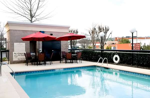 Pool - Hampton Inn & Suites Pelham - I-65, Exit 246