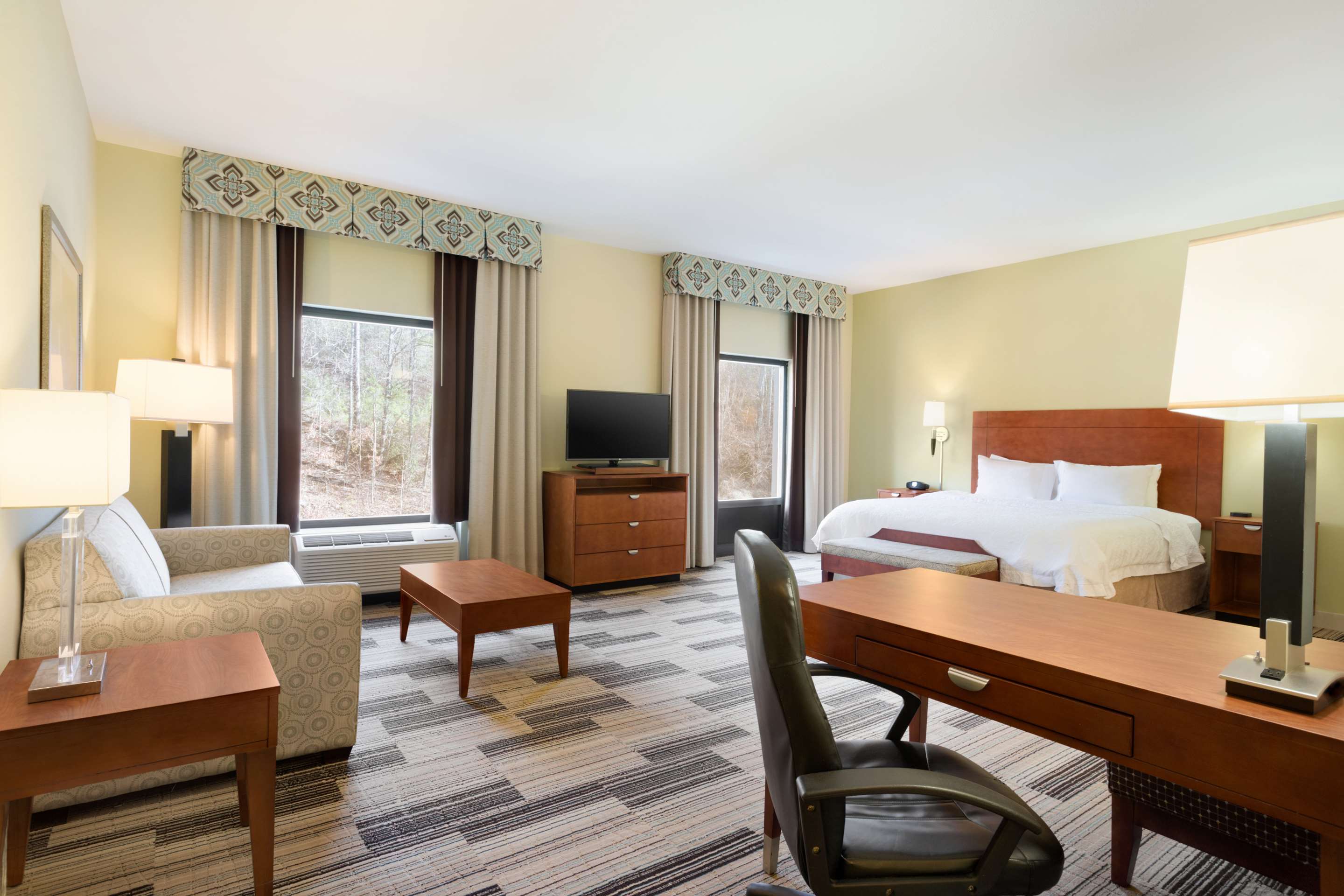 Guest room