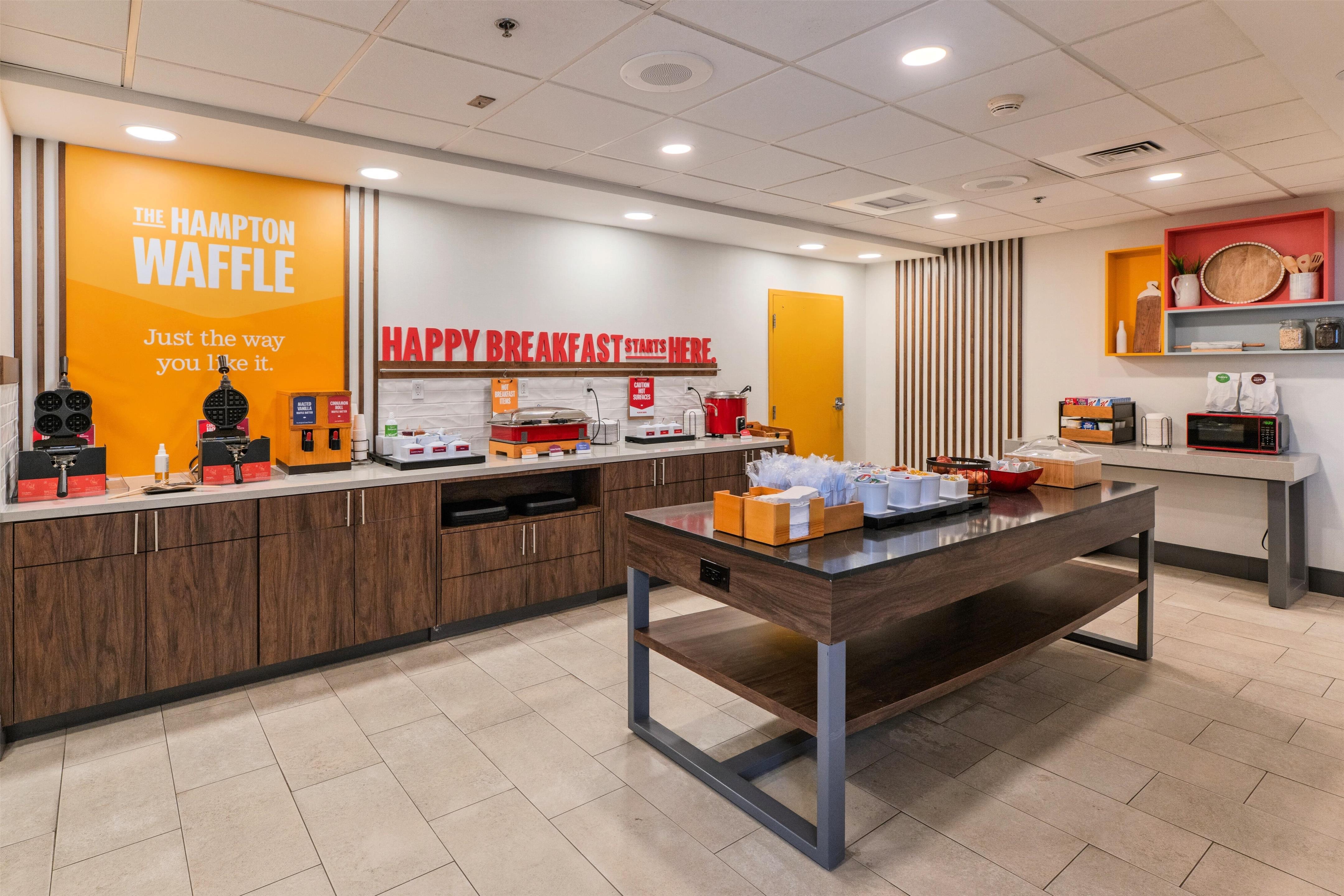 Breakfast Area | Hampton Inn Jasper